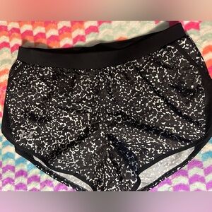 Women's Black and White Patterned Running Shorts